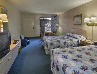 Guest Inn Lake City Exterior photo